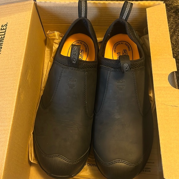 Men’s size 11 - Picture 3 of 3